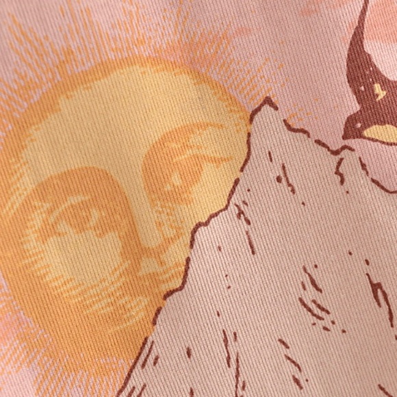 Daisy Valley Sunshine & Happiness Tee - Picture 8 of 13